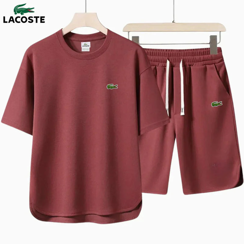 LACOSTE – Conjunto básico compuesto por camiseta y pantalones cortos
